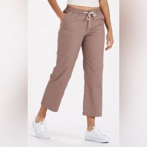 VUORI WOMEN'S CROPPED RIPSTOP PANTS IN HAZEL, SIZE M.
